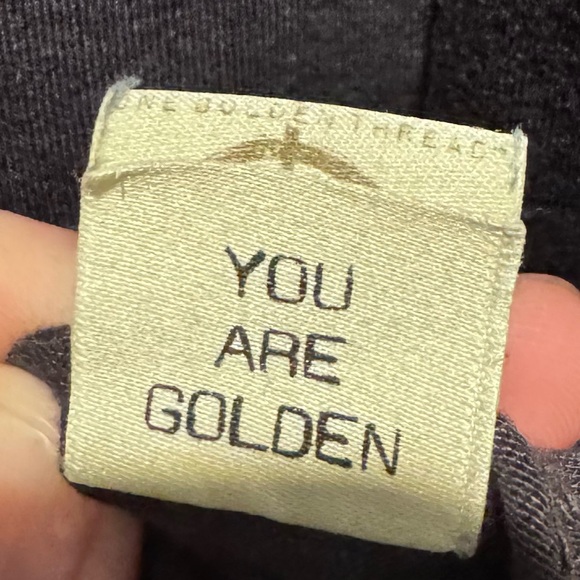 Charcoal Gray Short Sleeve Tee with Loose Fit and Soft Fabric - Picture 3 of 3